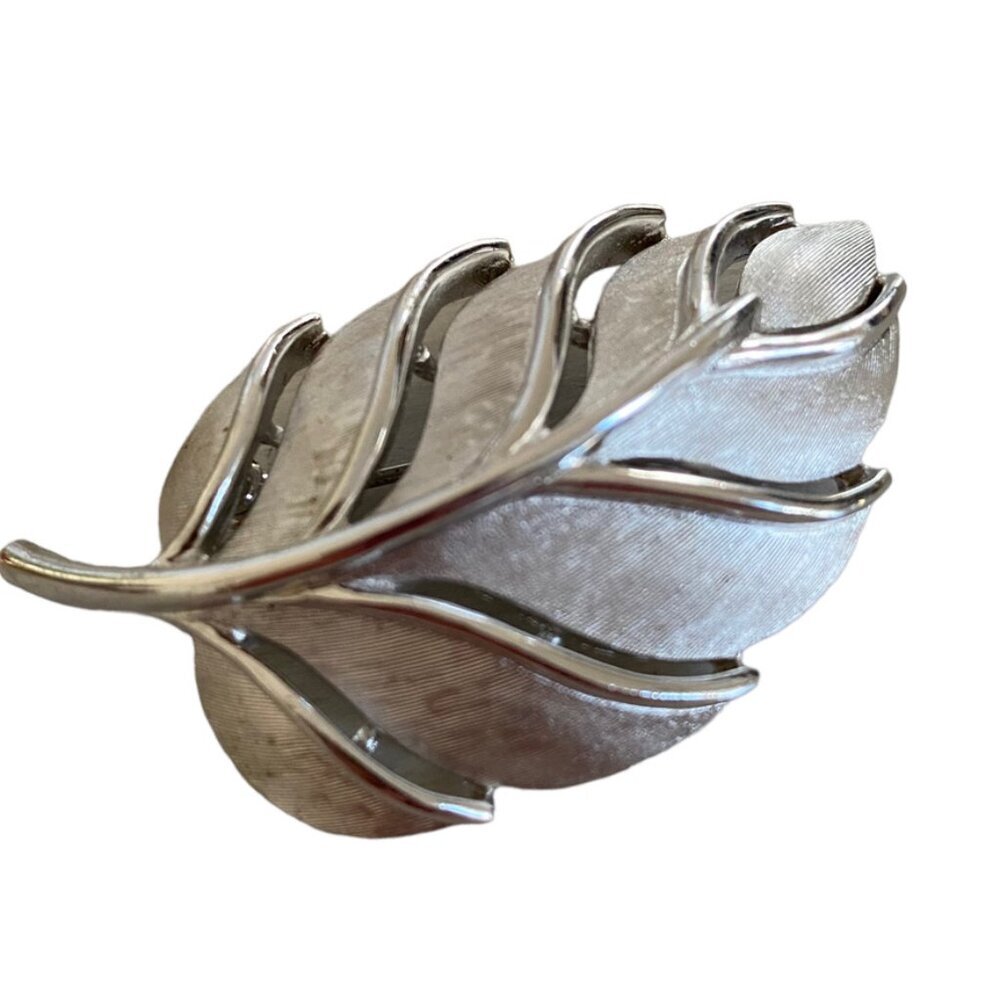 Trifari Silver Tone White Enamel Large Leaf Vintage Brooch 1950s